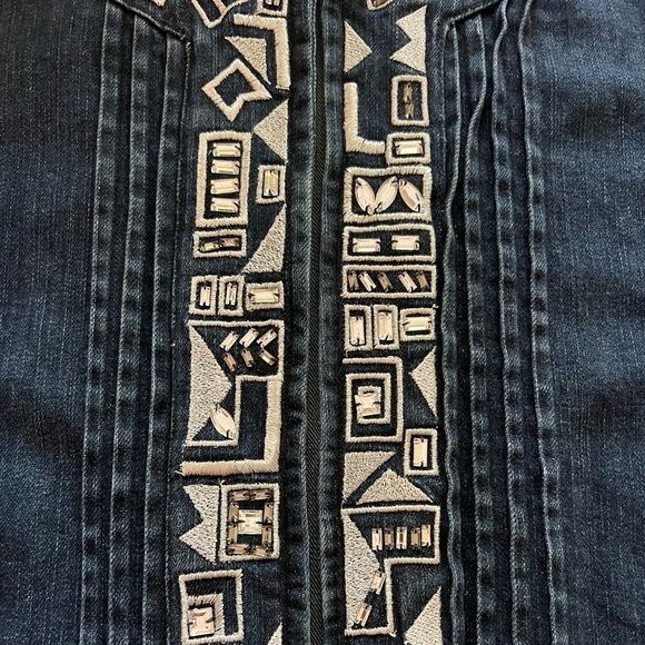 Choices denim stretch blue jacket with embroidered & crystal details. Size L - Picture 4 of 10